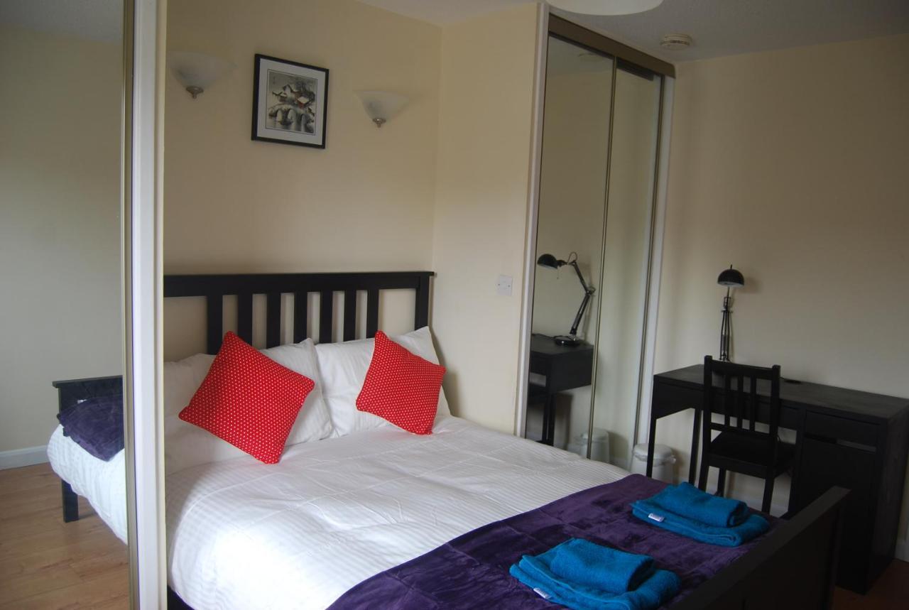 Central 3 Bed Flat Close To University And The Meadows เอดินบะระ ภายนอก รูปภาพ